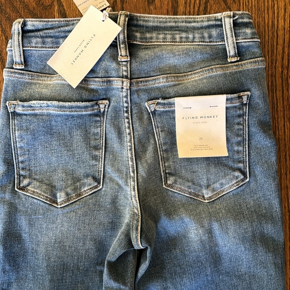 Flying Monkey Distressed Skinny Jean with Ripped Knees - Picture 8 of 10